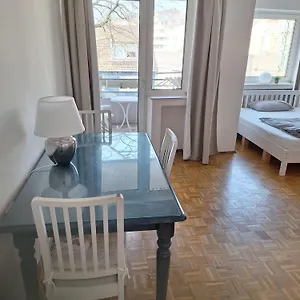 https://spacious-studio-flat-media-harbour.dusseldorf-hotel.net